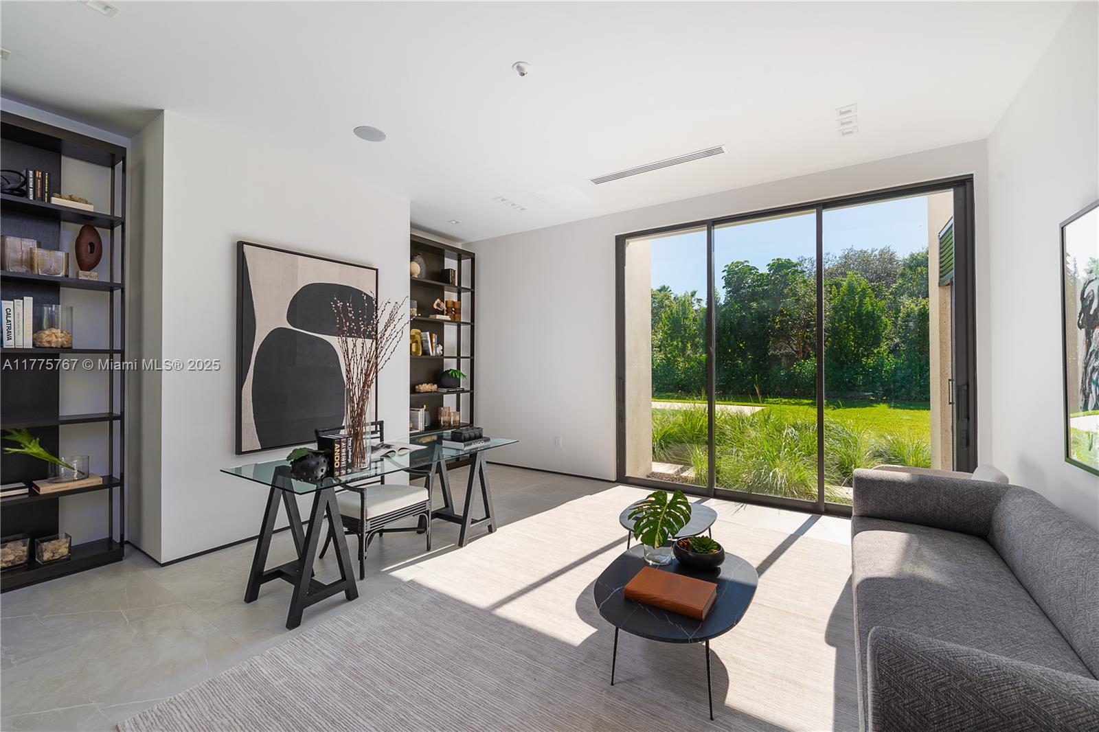 PINE ACRES ESTS - Residential