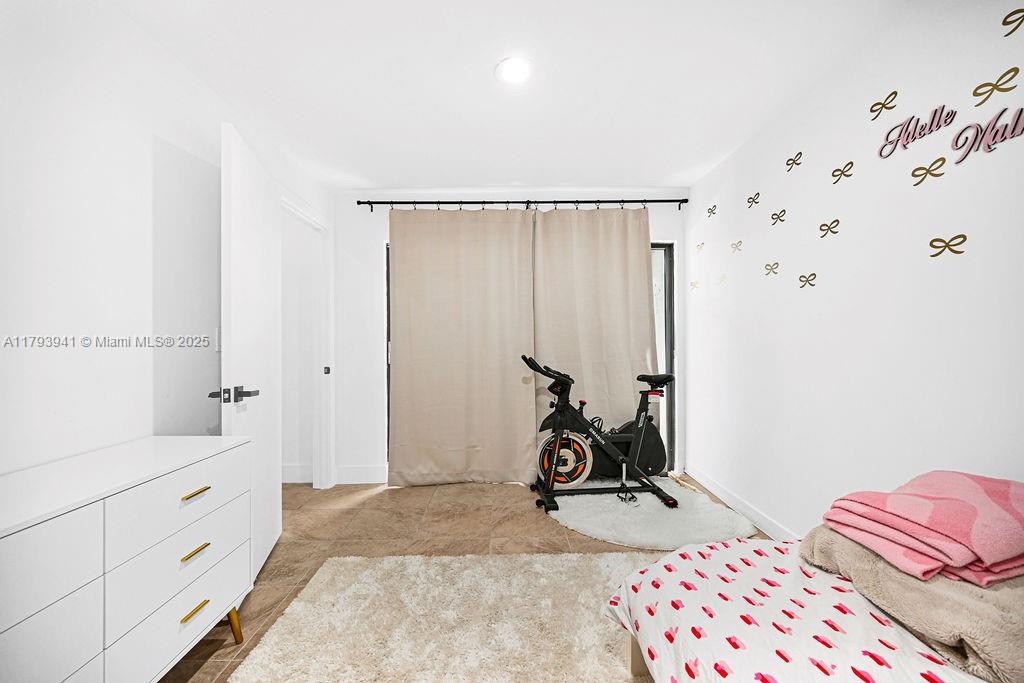 EMERALD GREEN SECTION THR - Residential