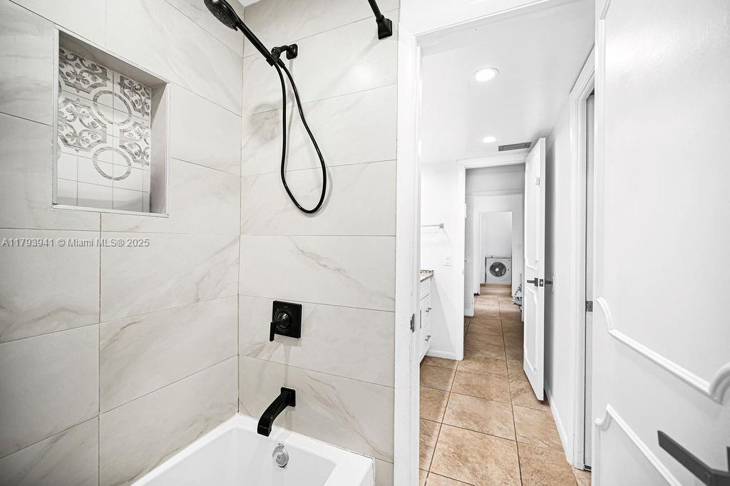 EMERALD GREEN SECTION THR - Residential