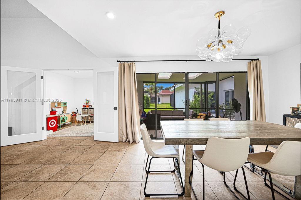 EMERALD GREEN SECTION THR - Residential