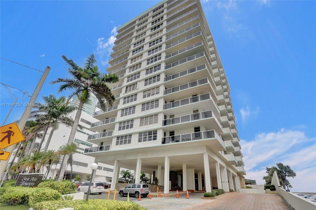 Photo of 3725 S Ocean Dr #1223, Hollywood, FL 33019 (MLS # A11647257)