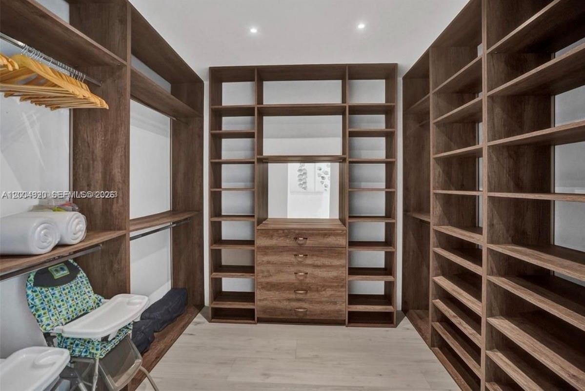 ZUR-PIR PLAT - Residential Lease