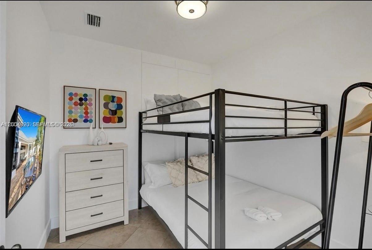 ZUR-PIR PLAT - Residential Lease