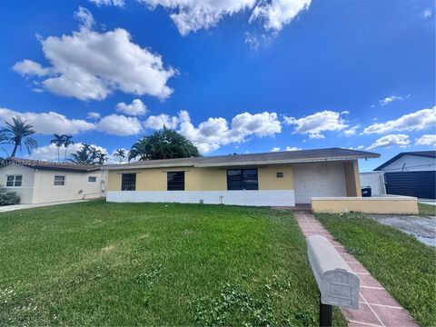 2715 SW 119th Ct 0 Miami FL 33175