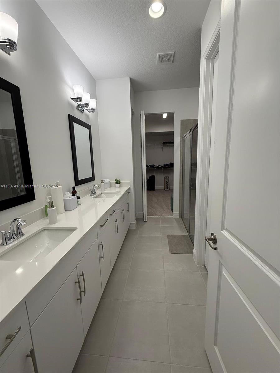 SKY COVE SOUTH PHASE 1 B - Residential