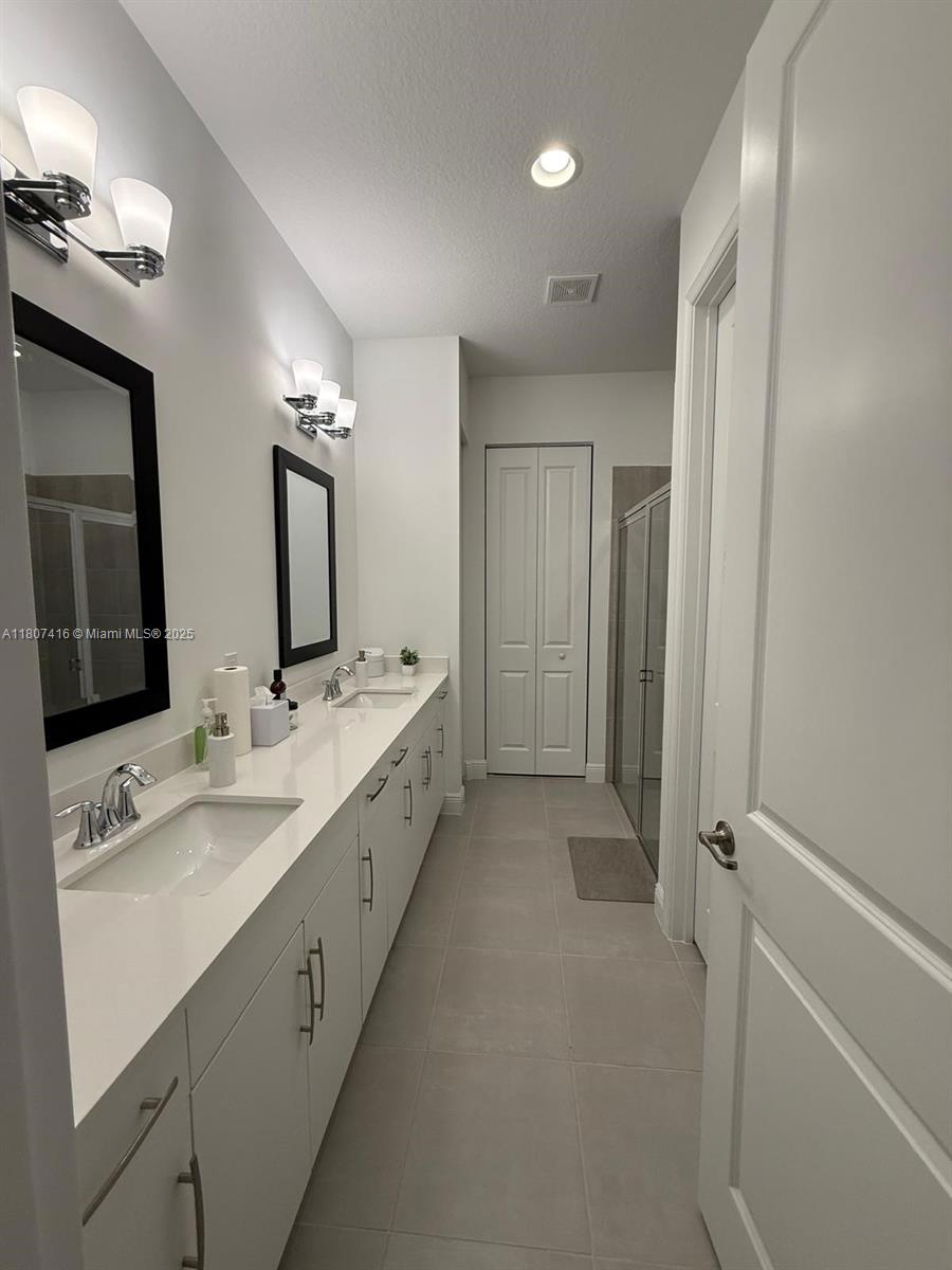 SKY COVE SOUTH PHASE 1 B - Residential