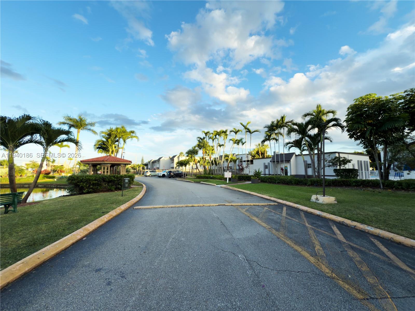 DORAL GARDENS II CONDO - Residential