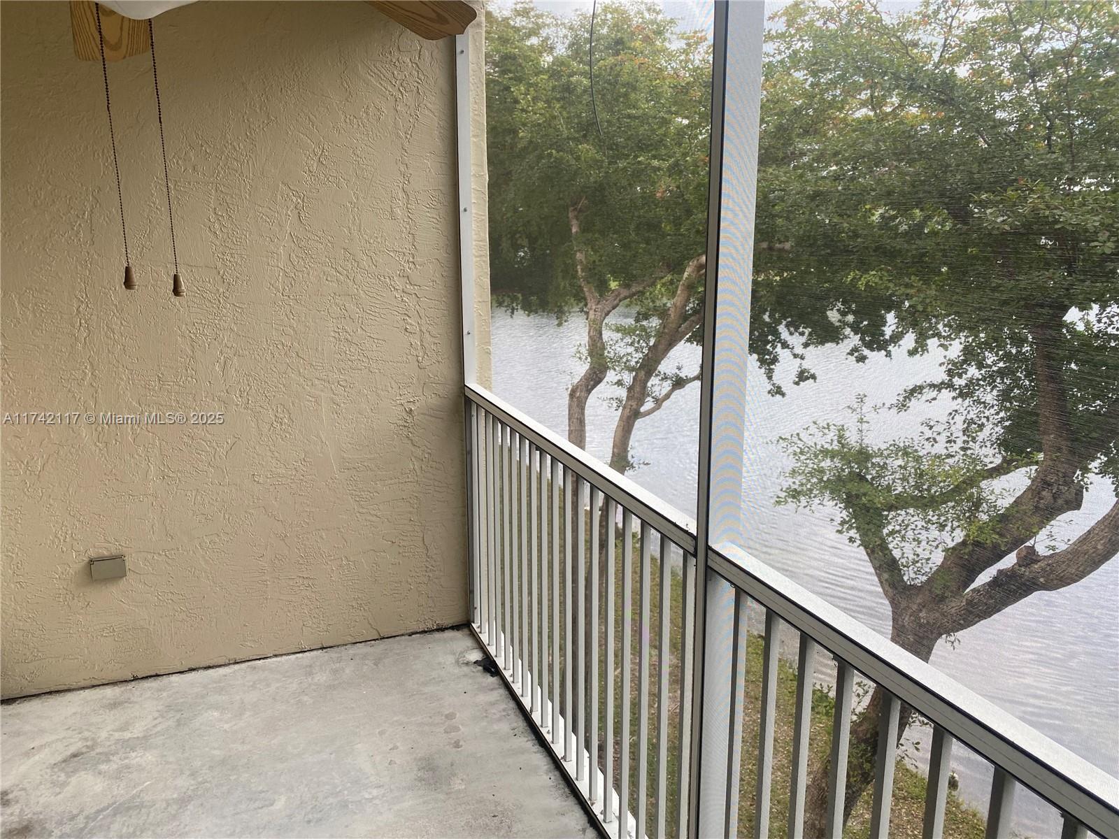 WELDON CONDOMINIUM E - Residential