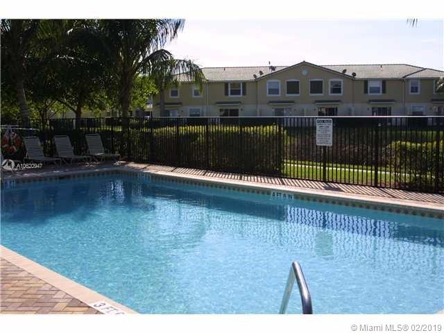 ROYAL WOODS CONDO - Residential