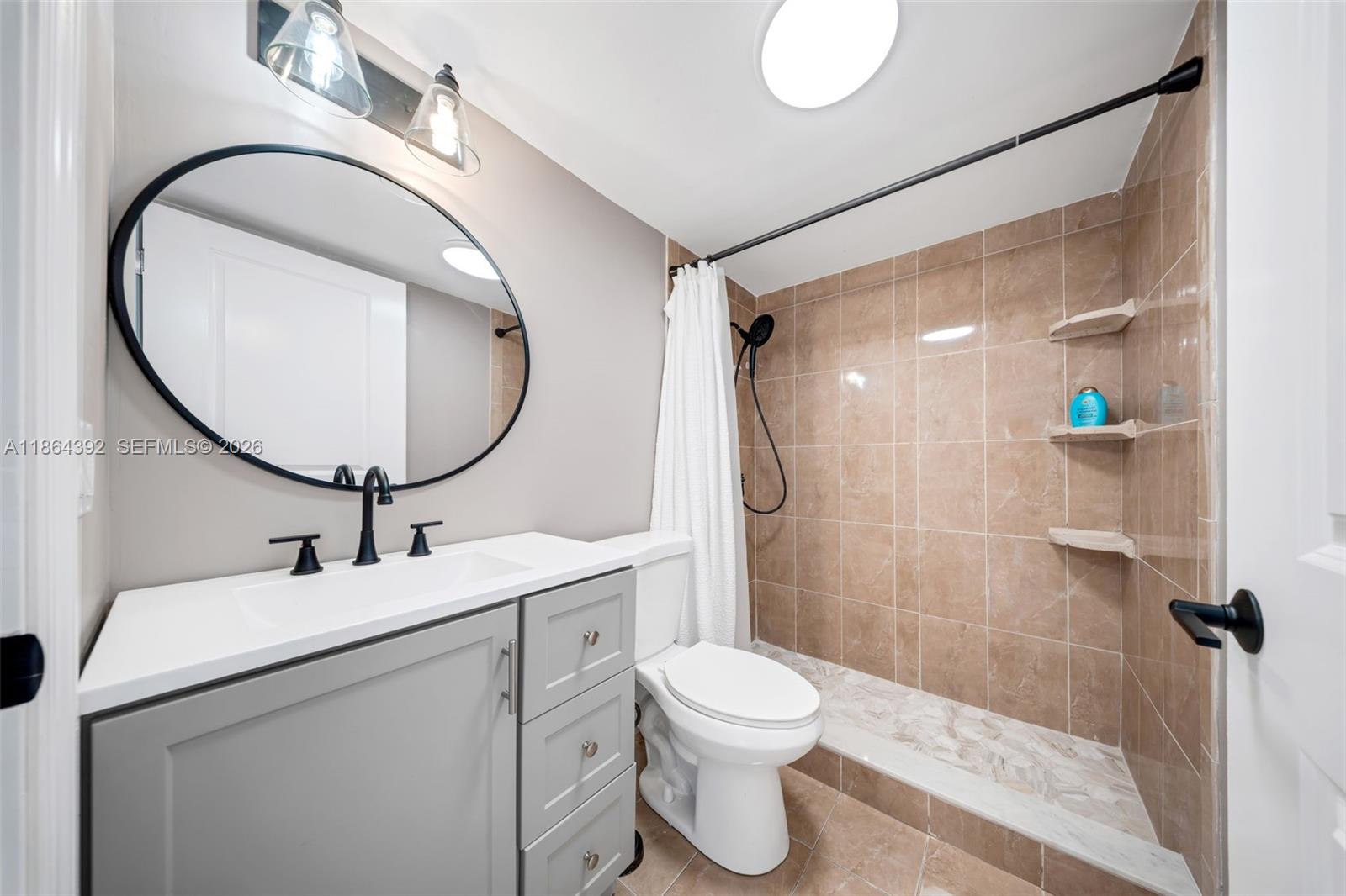 THE COURTS AT KENDALL - Residential