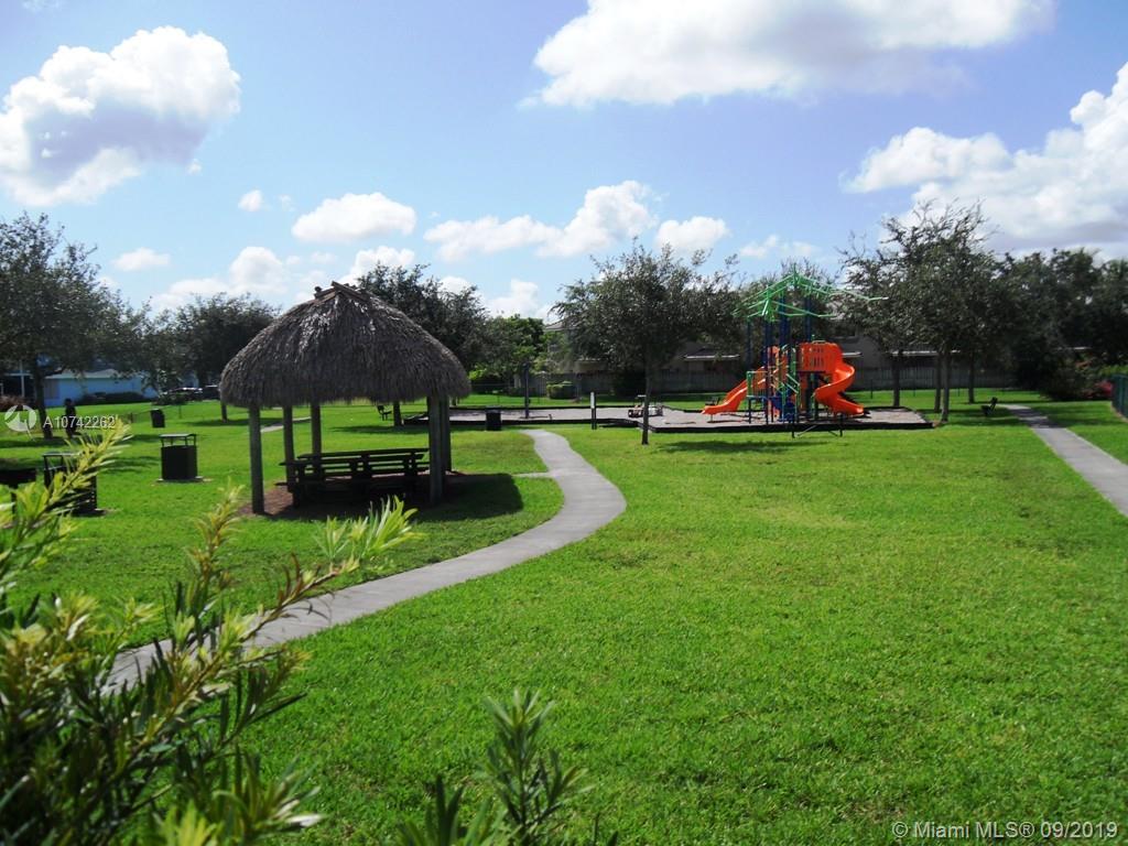 TOWNGATE NORTH - Residential Lease