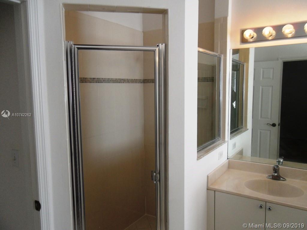 TOWNGATE NORTH - Residential Lease