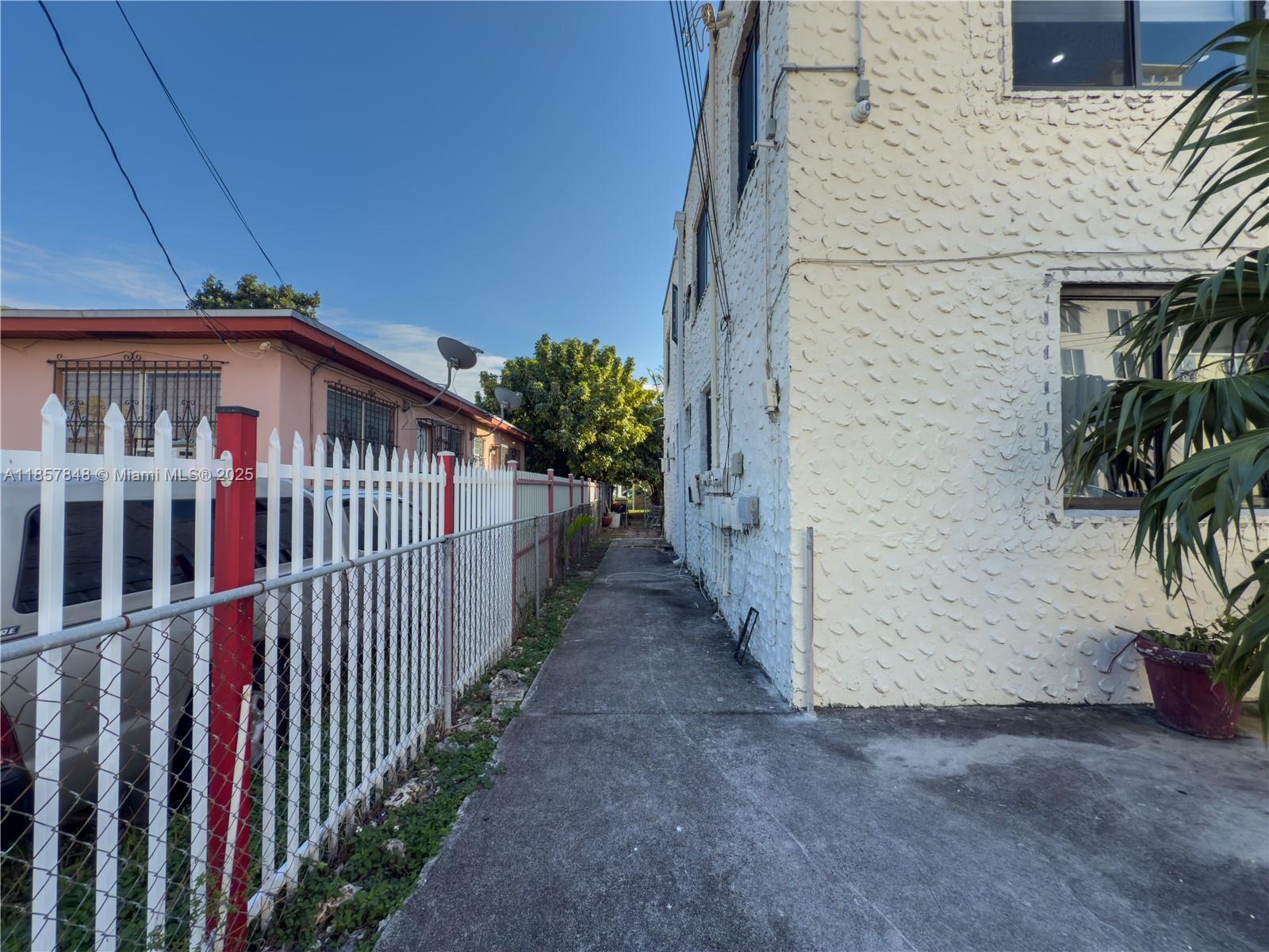 WEST END PARK AMD PL - Residential Income