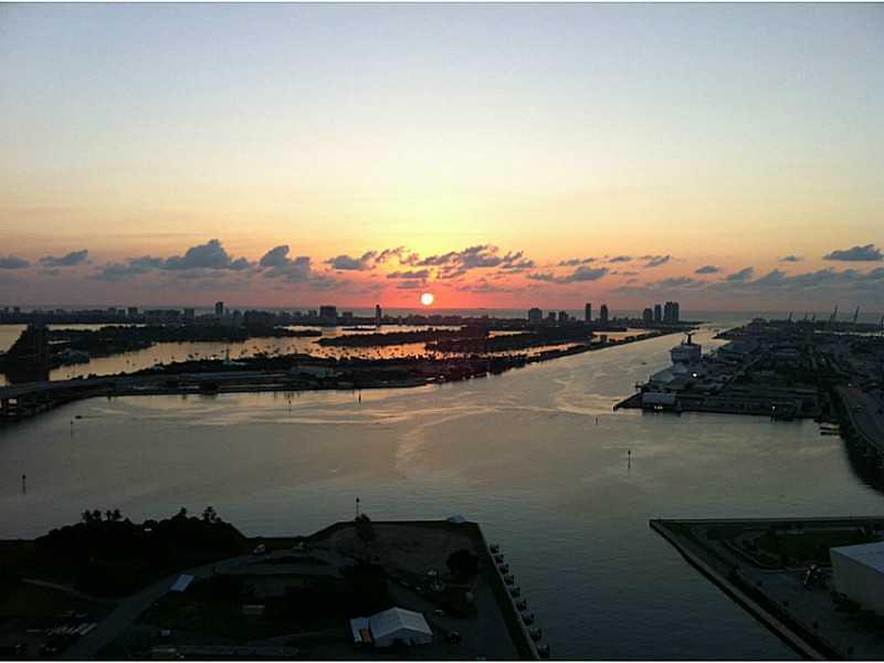900 BISCAYNE BAY CONDO - Residential Lease