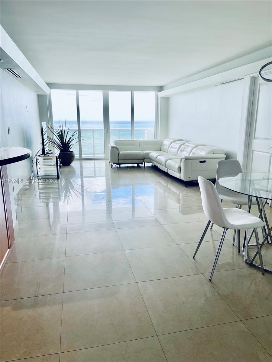 3140 S Ocean Dr 1105