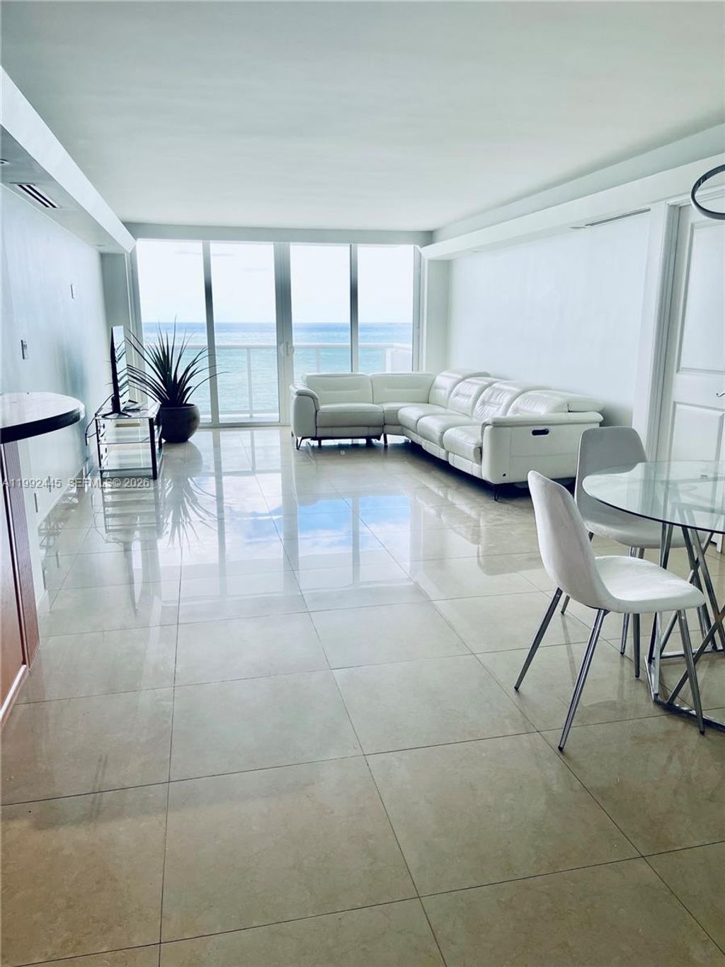 Photo of 3140 S Ocean Dr #1105, Hallandale Beach, FL 33009 (MLS # A11992445)