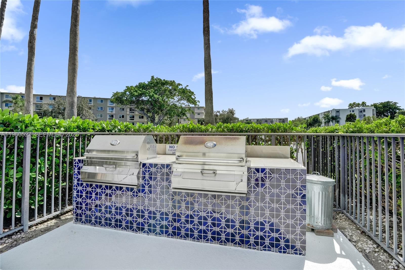 CYPRESS BEND CONDOMINIUM - Residential