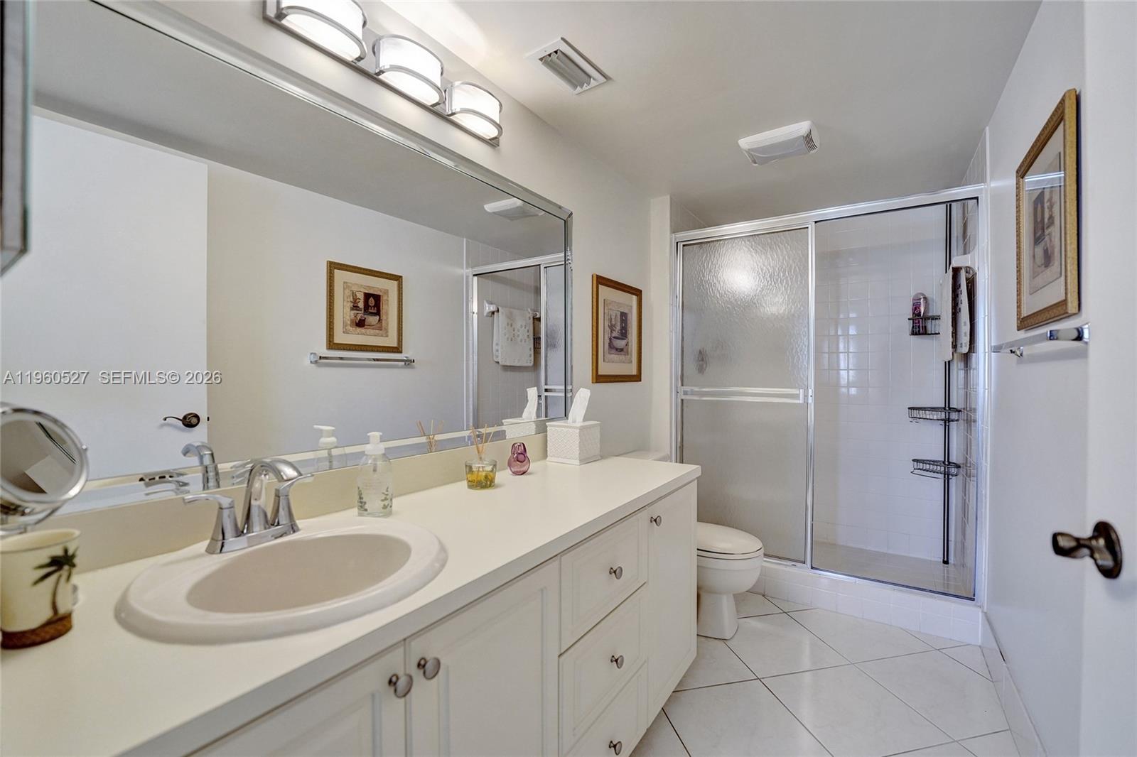 CYPRESS BEND CONDOMINIUM - Residential