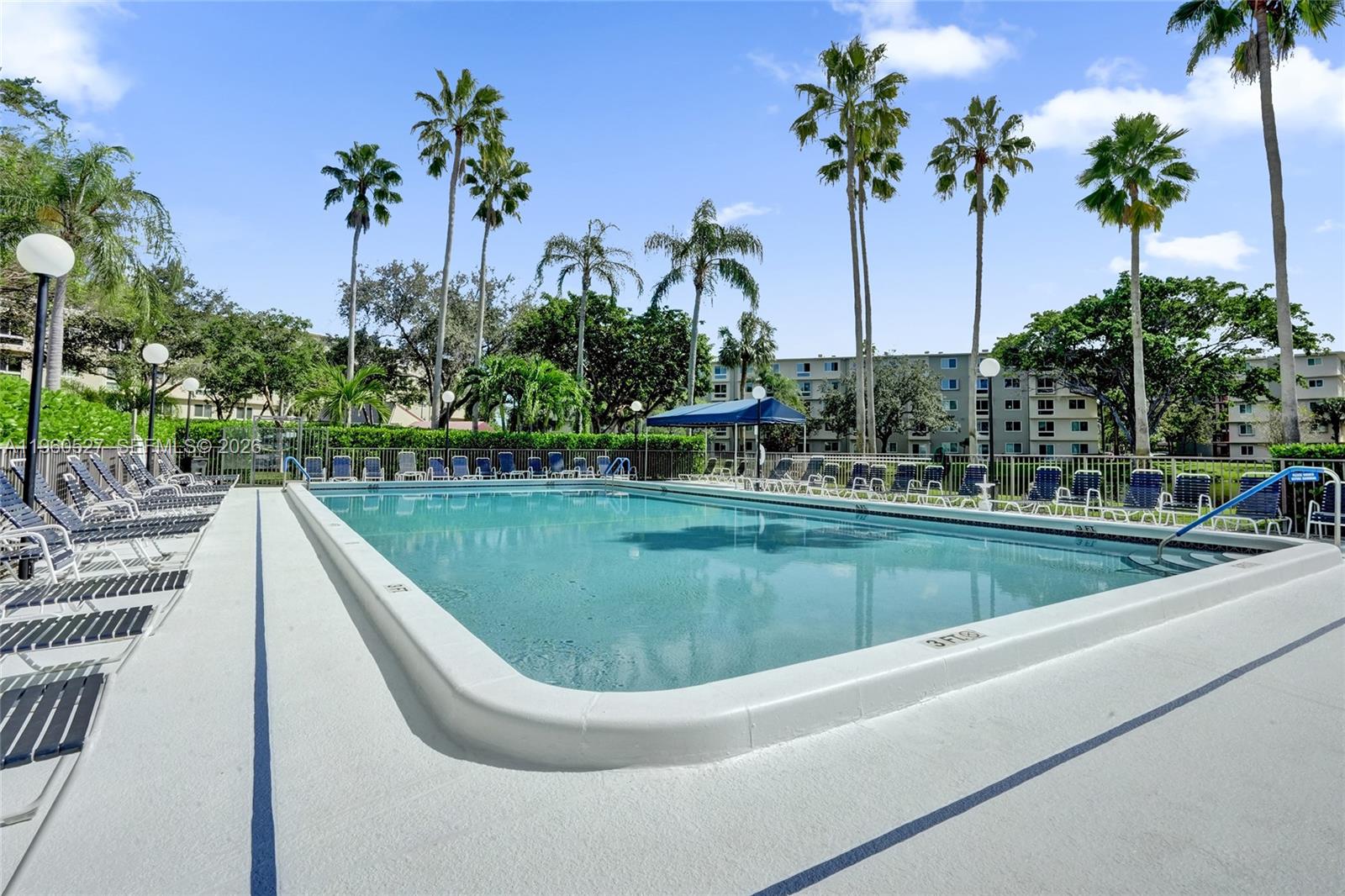 CYPRESS BEND CONDOMINIUM - Residential