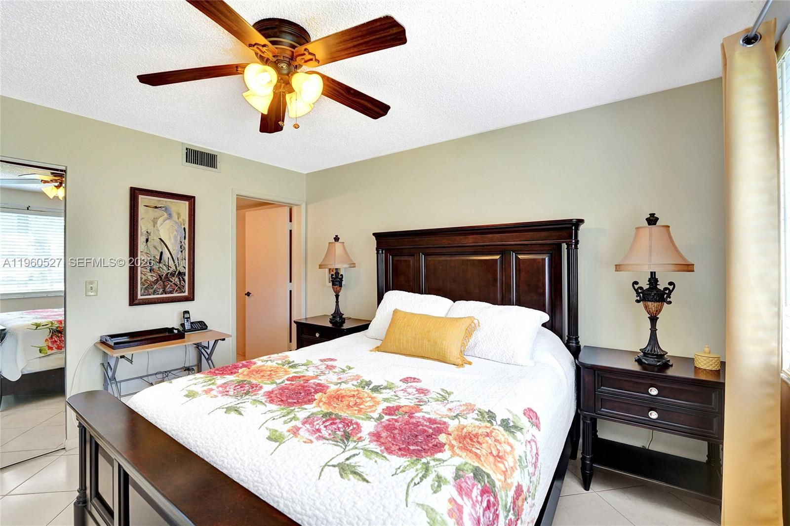 CYPRESS BEND CONDOMINIUM - Residential