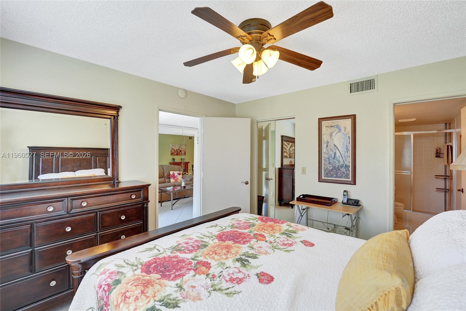 CYPRESS BEND CONDOMINIUM - Residential