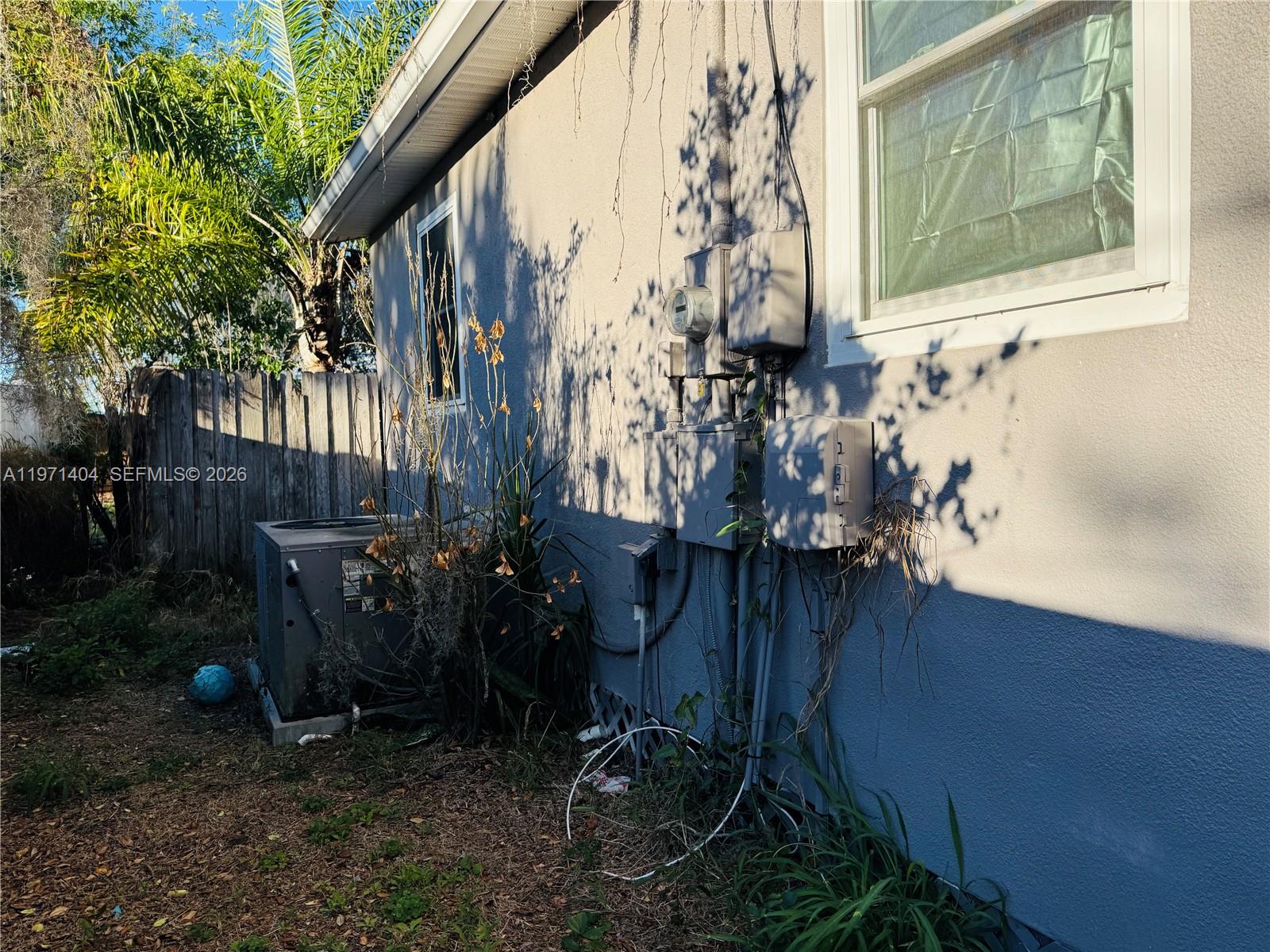 PINECREST - Residential