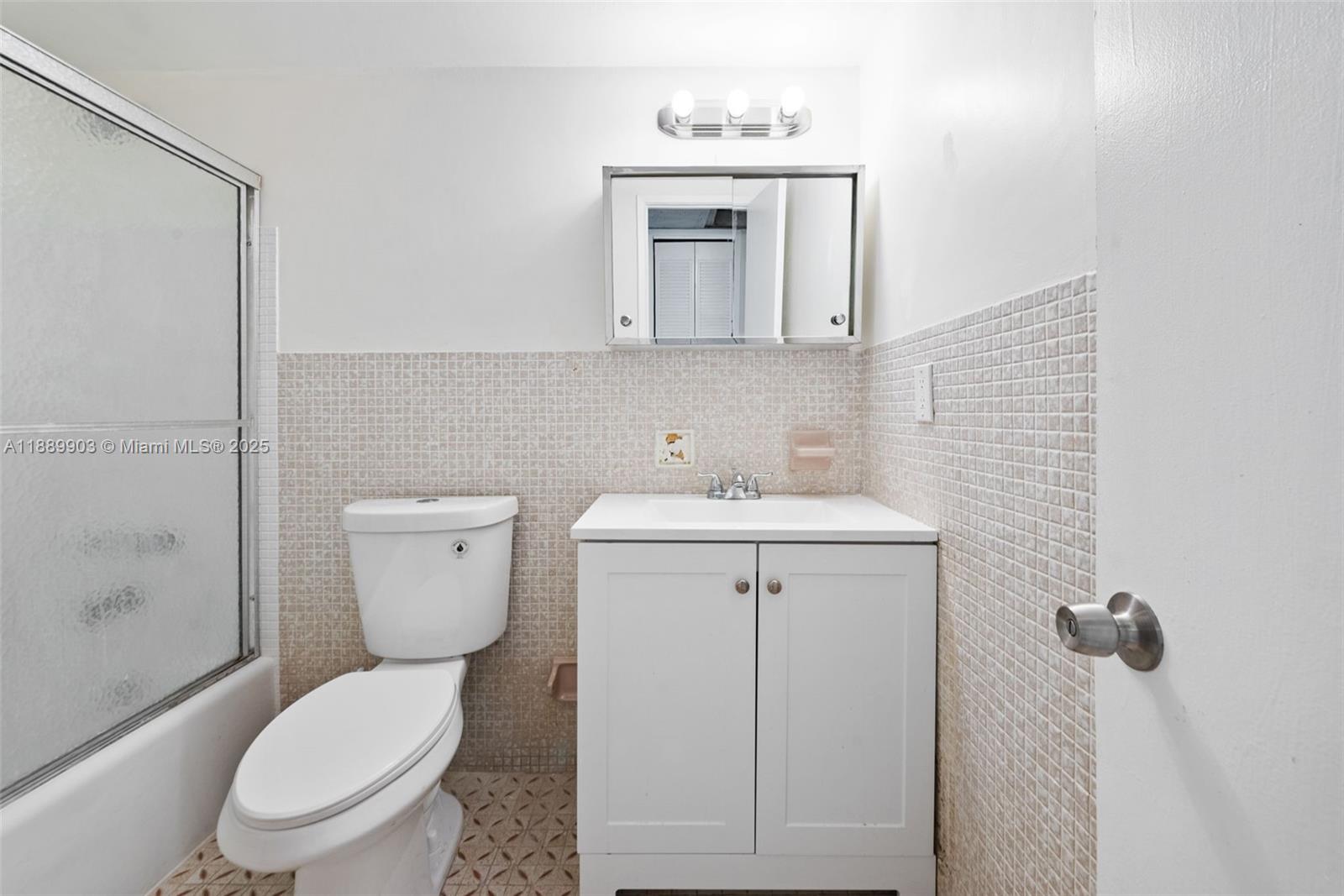 RO-MONT SOUTH CONDO K - Residential Lease