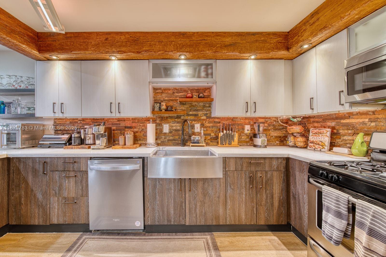 SNAPPER VILLAGE PHASE II - Residential