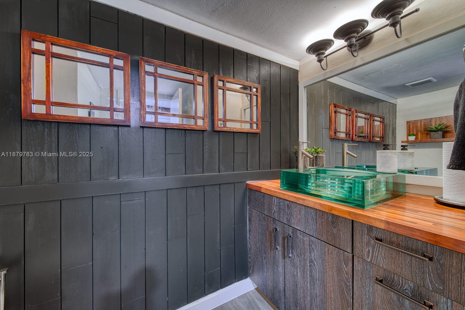 SNAPPER VILLAGE PHASE II - Residential