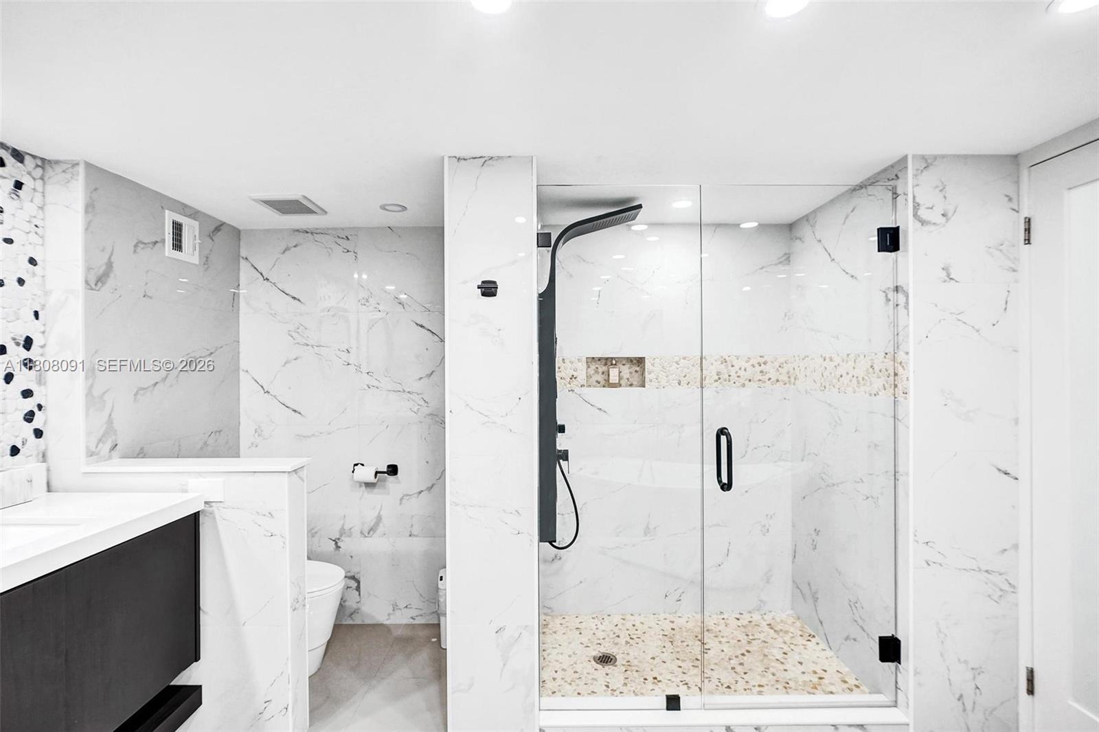 AQUARIUS CONDO - Residential