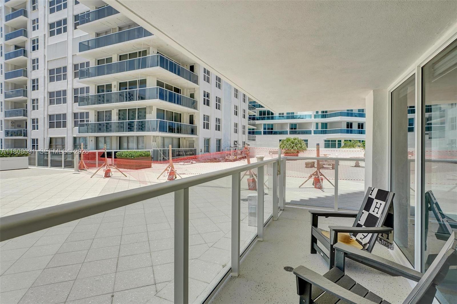 AQUARIUS CONDO - Residential