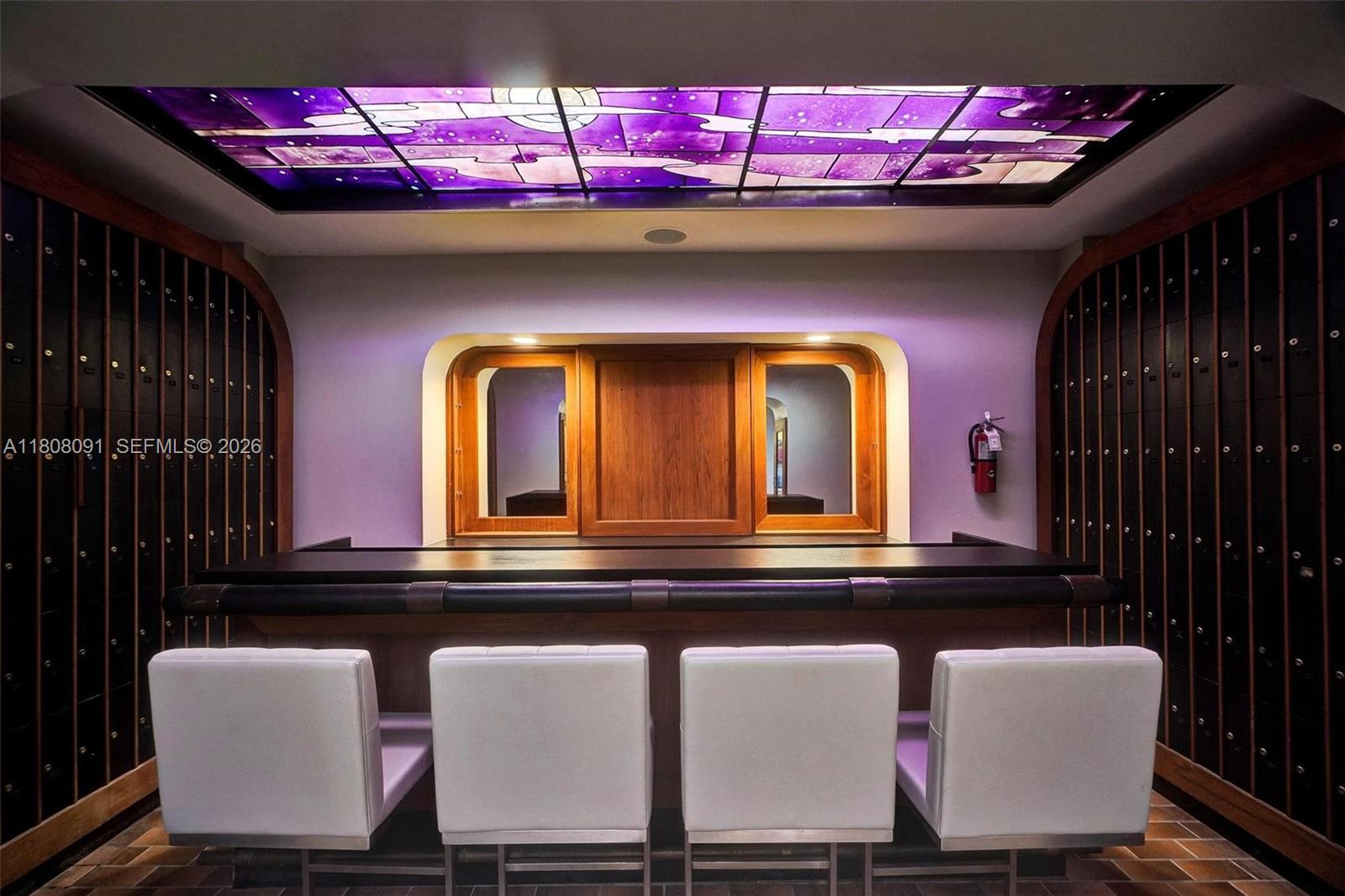 AQUARIUS CONDO - Residential