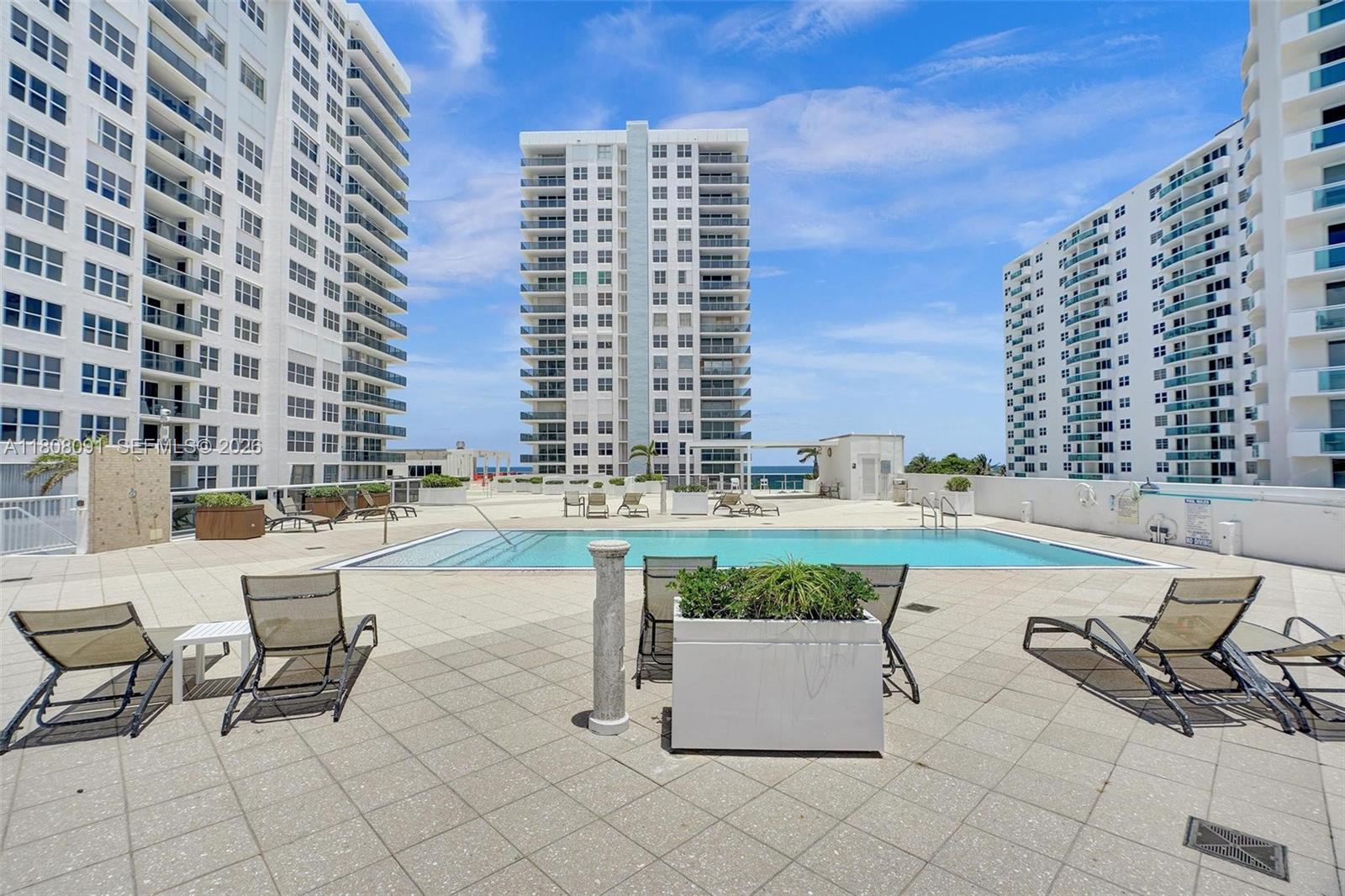 AQUARIUS CONDO - Residential