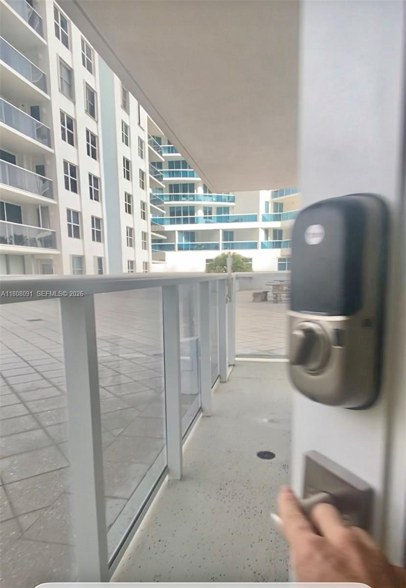 AQUARIUS CONDO - Residential