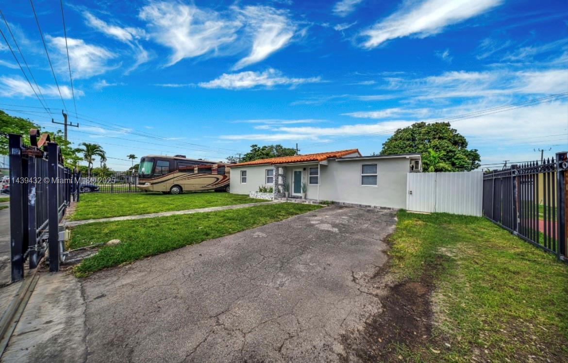 LINDEN GARDENS - Residential