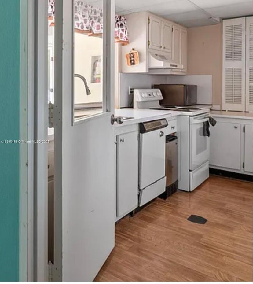 SABAL PALM VILLAGE CONDO - Residential