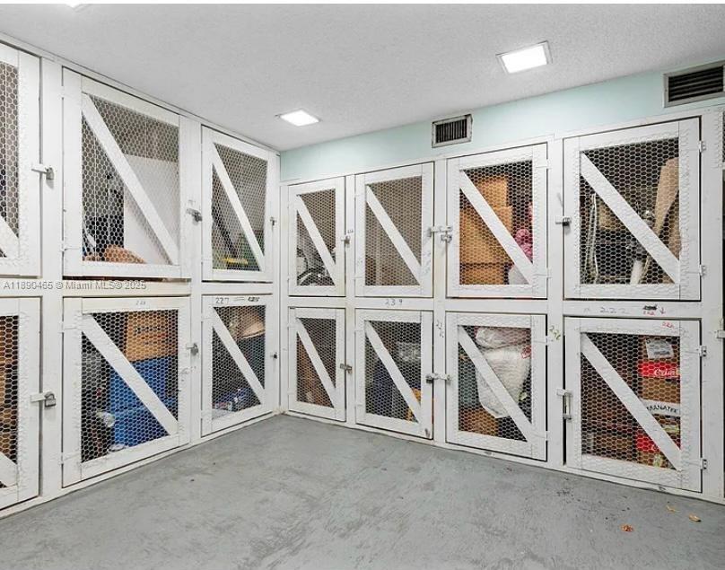 SABAL PALM VILLAGE CONDO - Residential