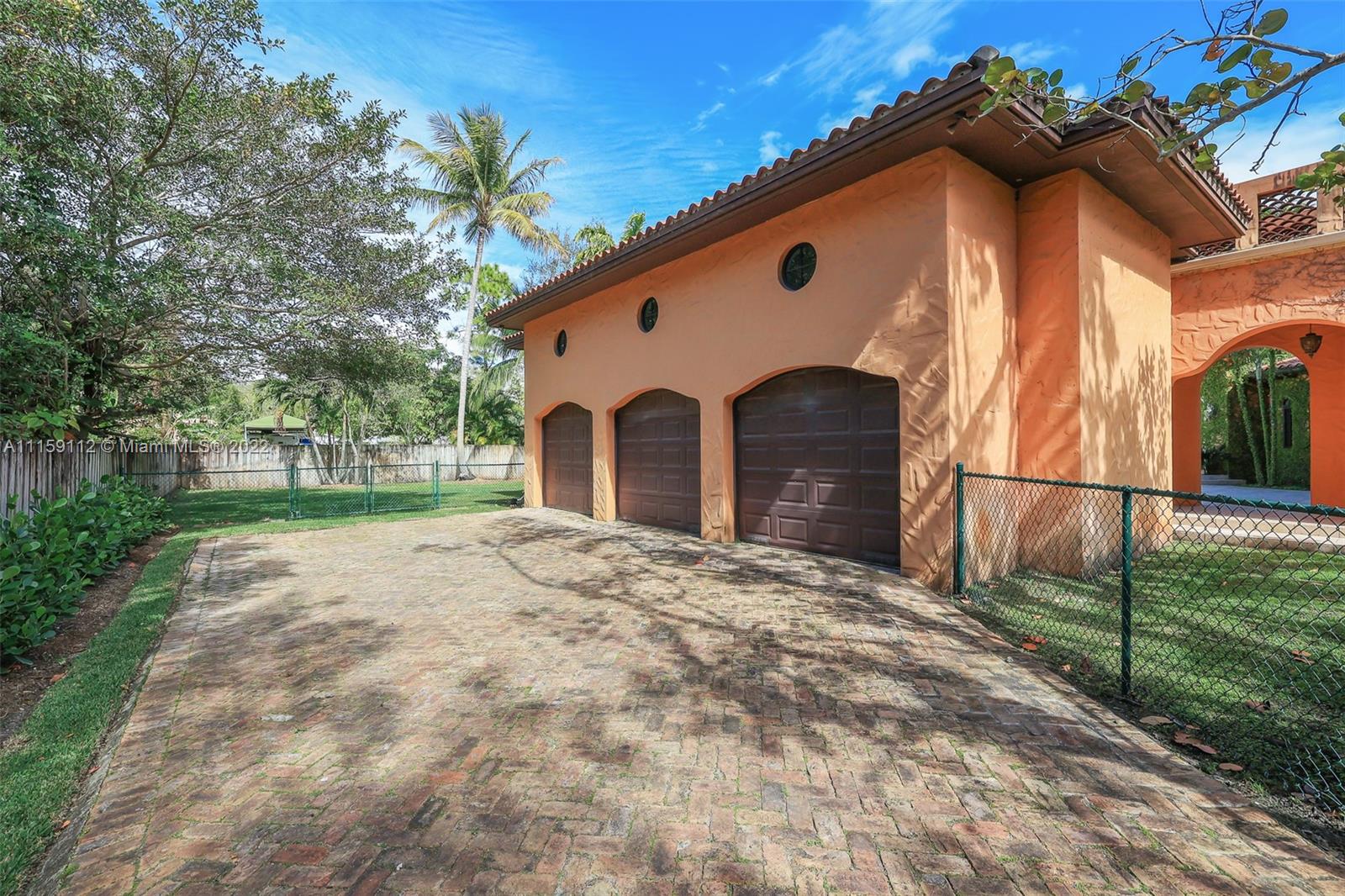 SUNILAND ESTATES 1ST ADDN - Residential