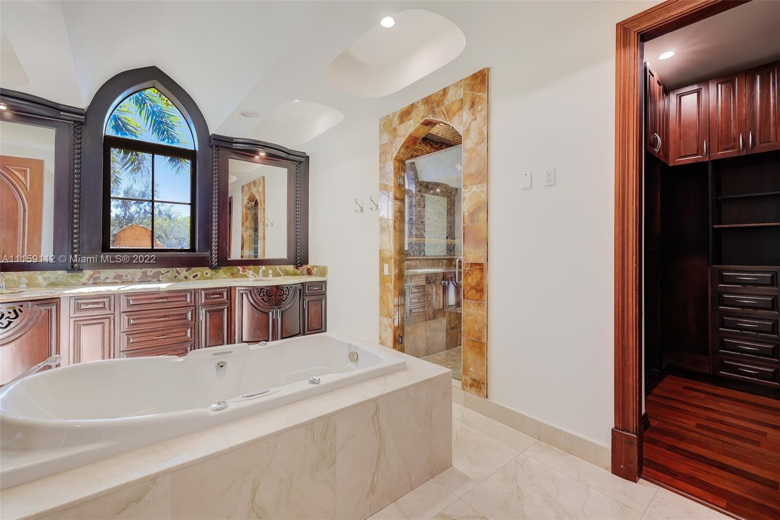 SUNILAND ESTATES 1ST ADDN - Residential