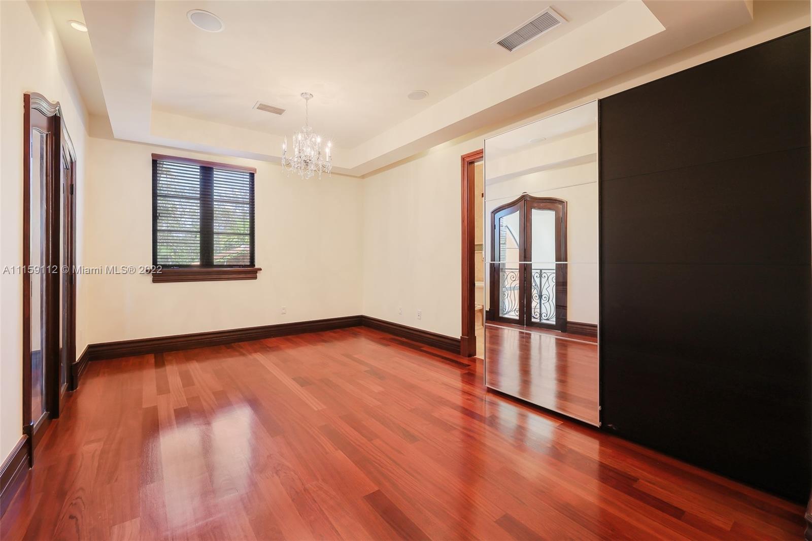 SUNILAND ESTATES 1ST ADDN - Residential