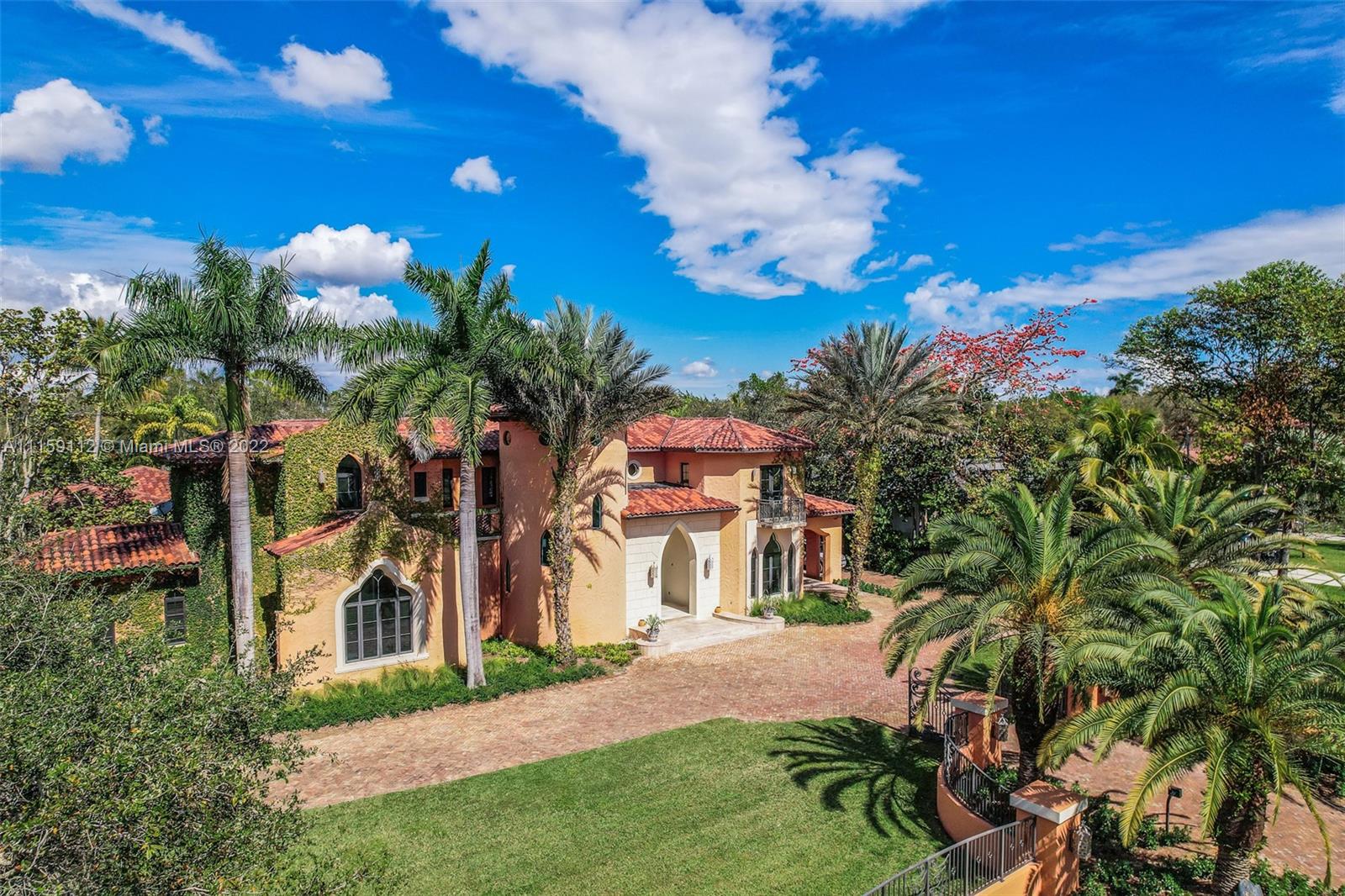 SUNILAND ESTATES 1ST ADDN - Residential