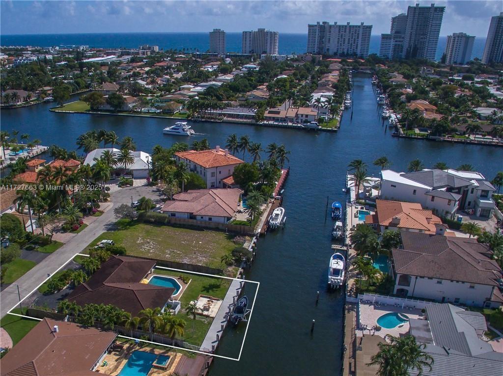 CORAL RIDGE COUNTRY CLUB - Residential