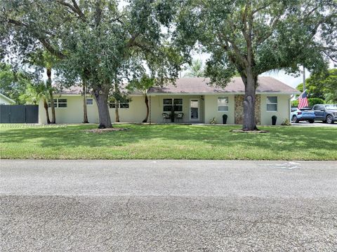 Photo of 27700 SW 164th Ct, Homestead, FL 33031 (MLS # A11869973)