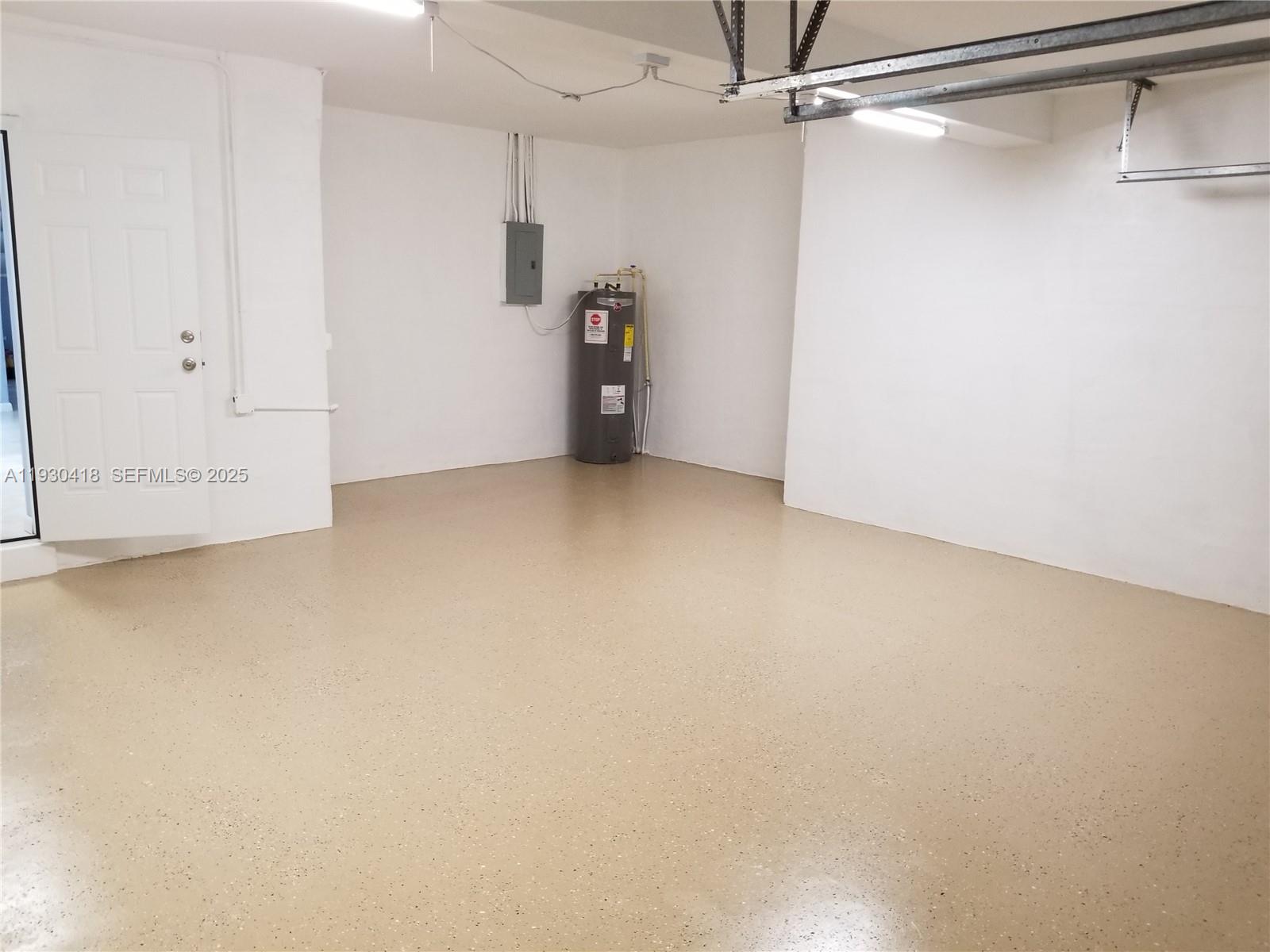 NEWPORT 2ND REV - Residential Lease