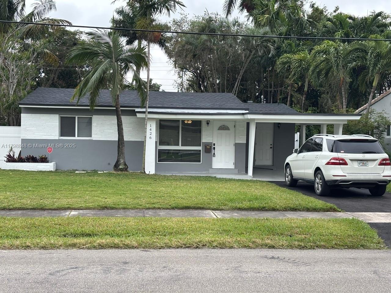 Rental Property at 1426 Arthur St 1426, Hollywood, Broward County, Florida - Bedrooms: 2 
Bathrooms: 2  - $3,200 MO.