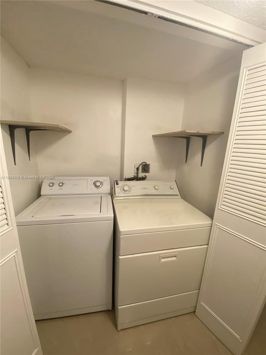 VERSAILLE GARDENS I CONDO - Residential Lease