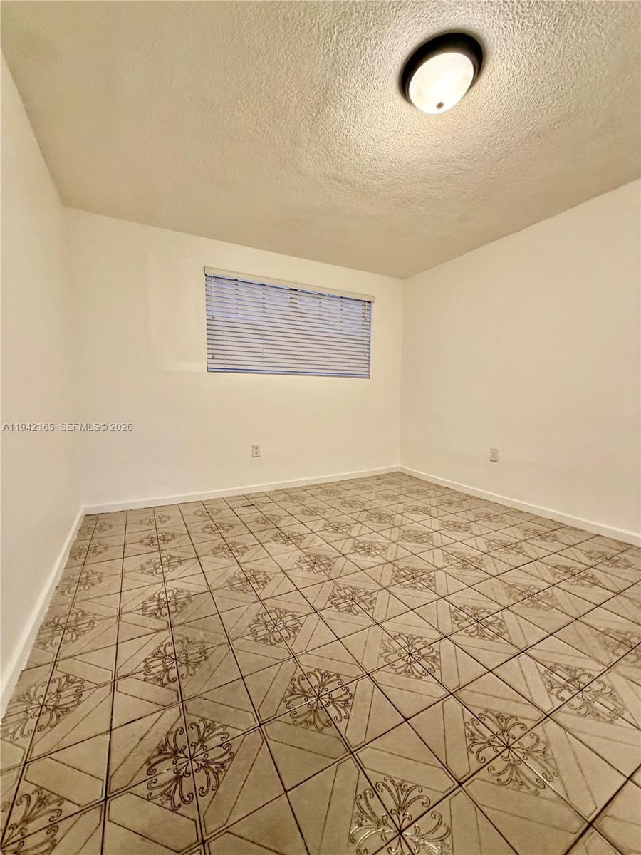 HIALEAH 13TH ADDN AMD PL - Residential Lease