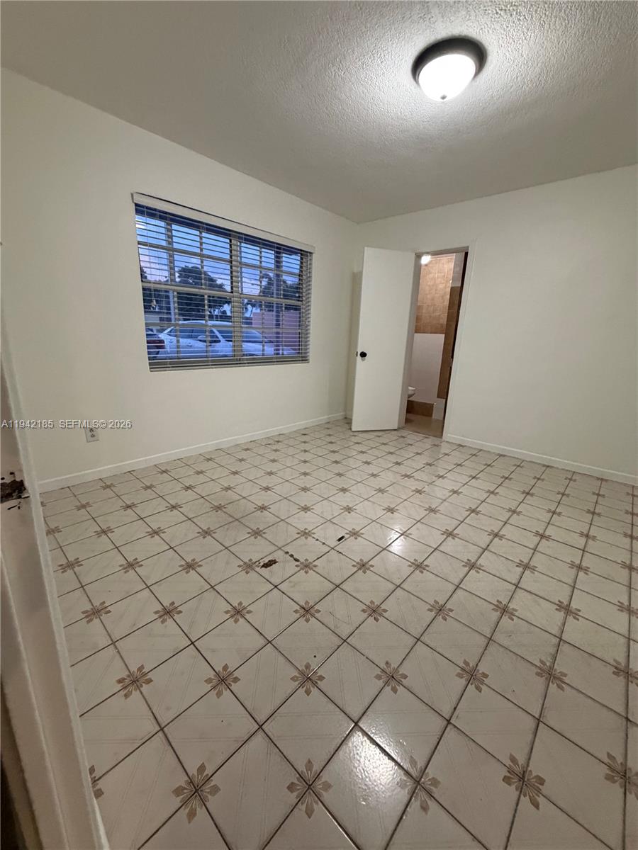 HIALEAH 13TH ADDN AMD PL - Residential Lease