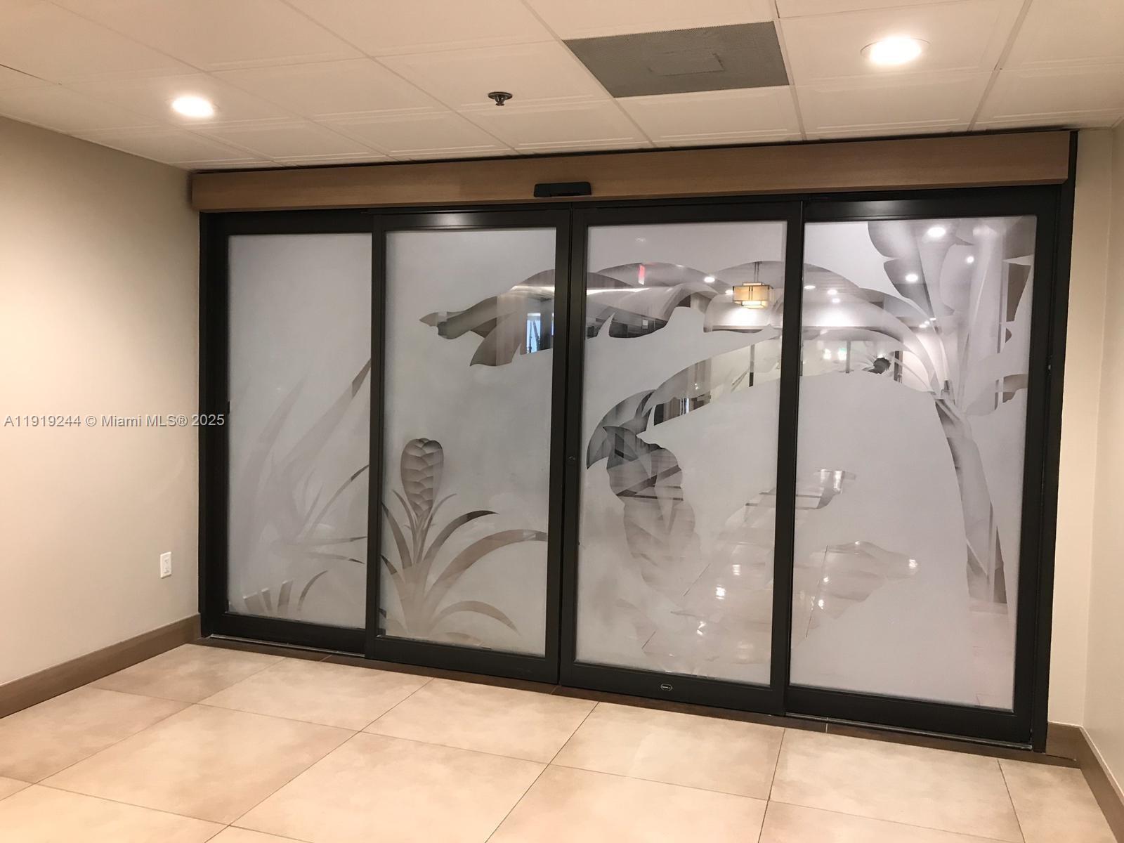 FLAMENCO CONDO TOWER I - Residential