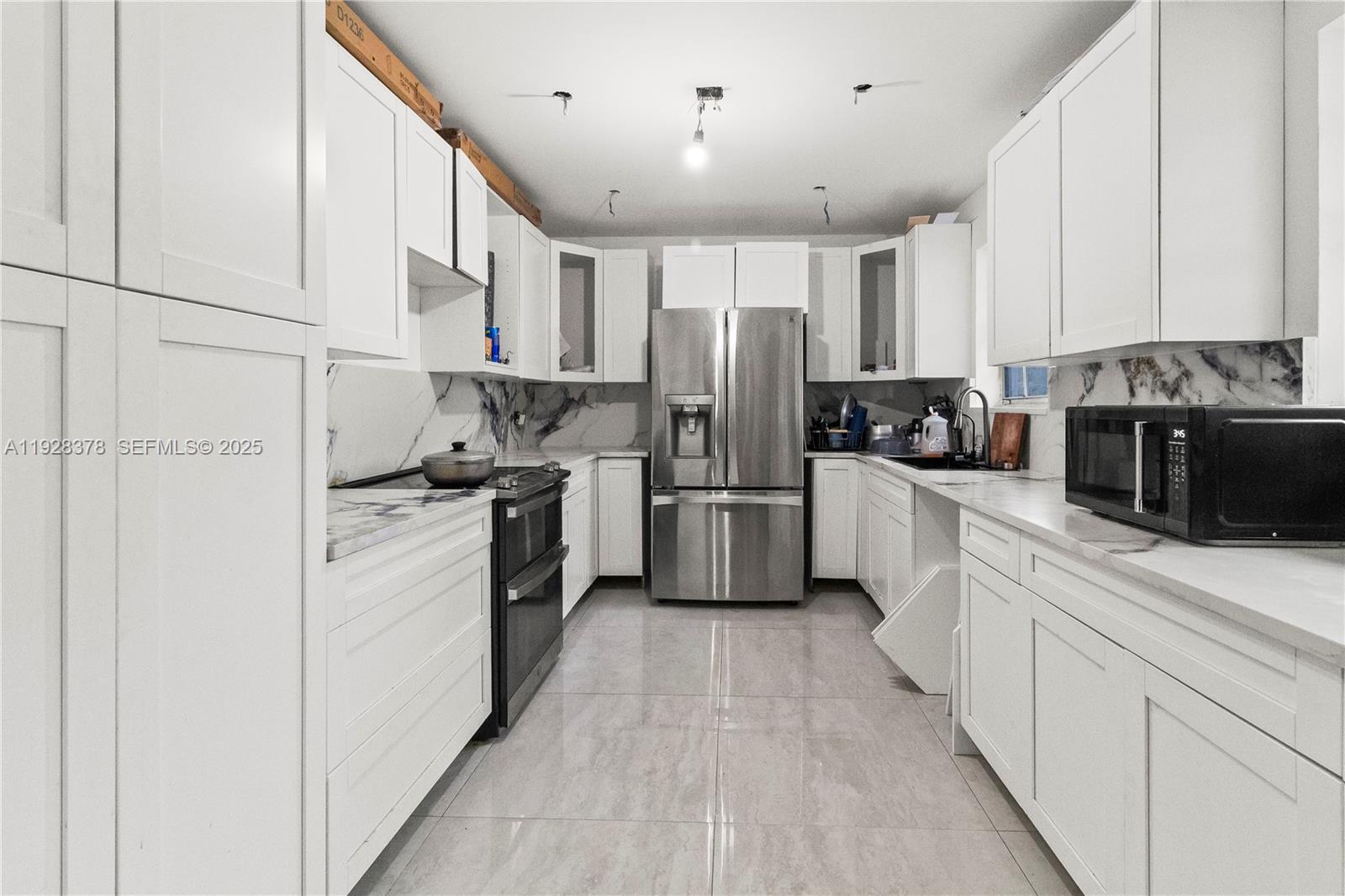 View photos, virtual tours, details... 6200 SW 30th St